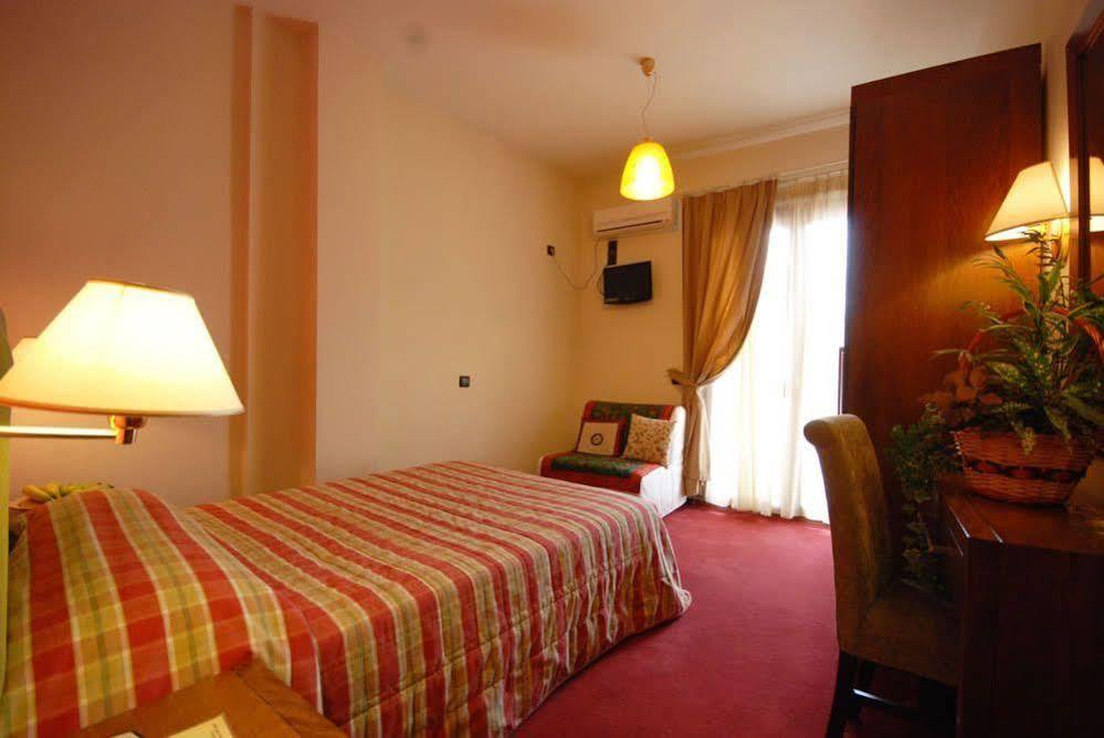 Hotel Elvetia كاربينيسي المظهر الخارجي الصورة