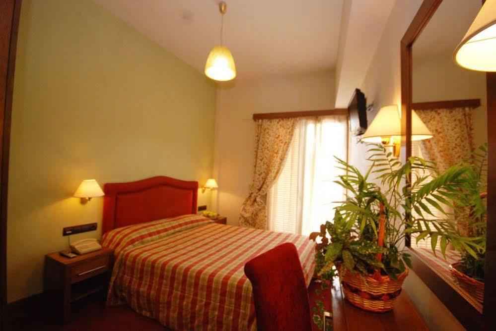 Hotel Elvetia كاربينيسي المظهر الخارجي الصورة